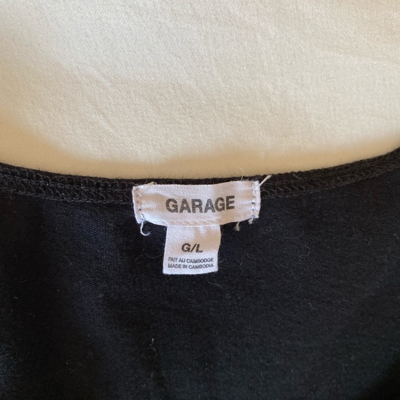 Garage Tie Tank - Picture 2 of 2